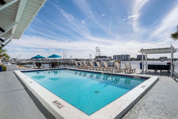 Inn on Destin Harbor, Ascend Hotel Collection image 1