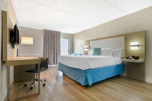 Inn on Destin Harbor, Ascend Hotel Collection image 11